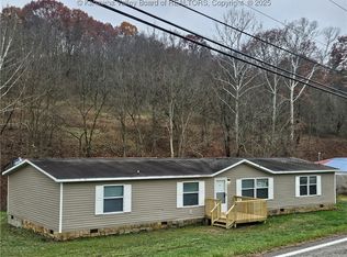 4452 Sandhill Rd, Point Pleasant, WV 25550