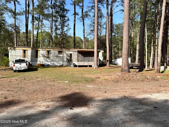 55 Oakwood Lane, Aurora, NC 27806