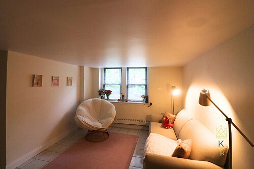 2nd image of 118 Babcock St #B2