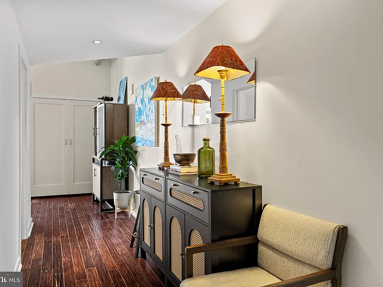 2200 Arch St #28-804 — Photo 21