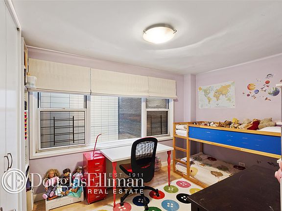 5th image of 440 E 62nd St APT 7A