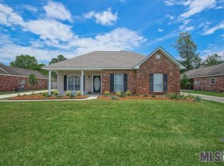 9155 Drew Dr, Denham Springs, LA 70726
