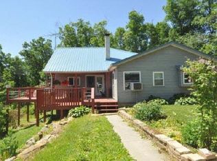 6521 Timber Ridge Rd, Berkeley Springs, WV 25411