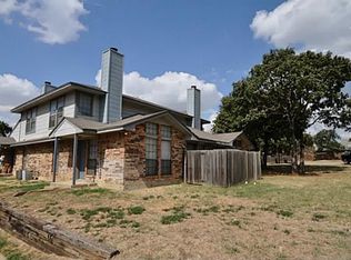 117 Peachtree Ct, Kennedale, TX 76060