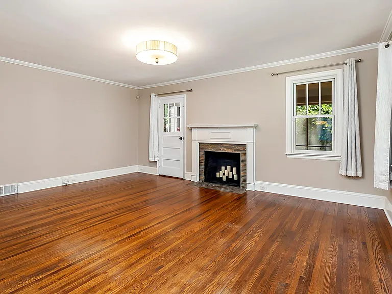607 Mount Vernon Ave — Photo 5