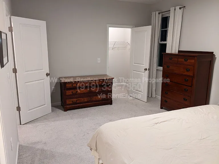 1035 Manorhaven Dr — Photo 14