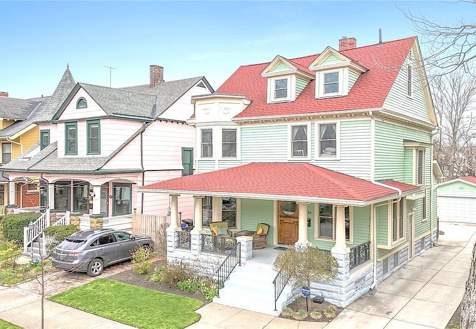 1st image of 7104 W Clinton Ave