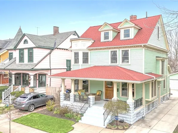 7104 W Clinton Ave, Cleveland, OH 44102