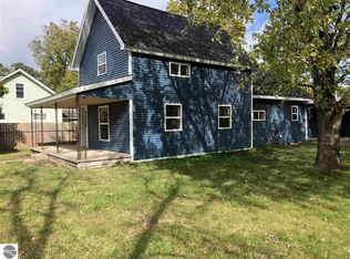 965 Woodmere Ave, Traverse City, MI