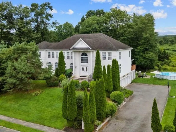 30 Schneider Ln, Montville Twp., NJ 07045