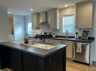 39500 W Warren Rd #174, Canton, MI 48187