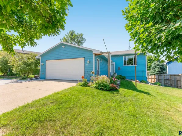 523 Kyle Ave, Baltic, SD 57003