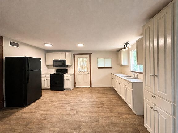 4th image of 3427 County Road 117