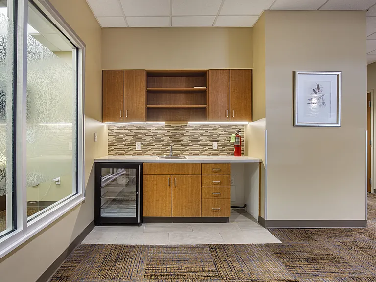 Broadview Apartments — Photo 11