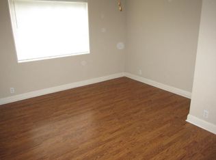 407 Grandview Ct, Iowa City, IA 52246