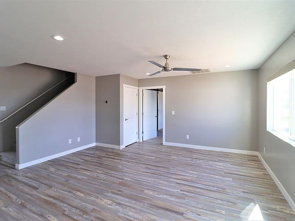 4th image of 2740 W 5150 N