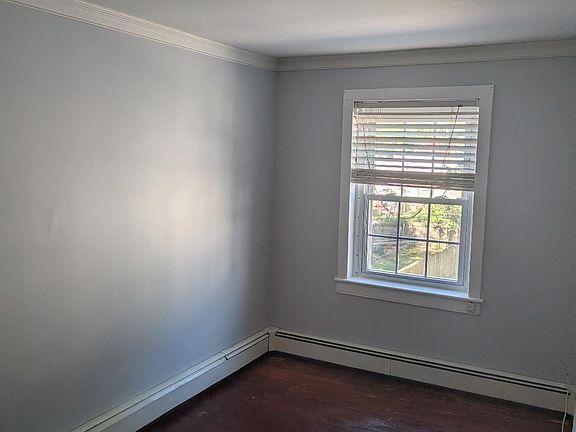 4th image of 113 Farnsworth Ave