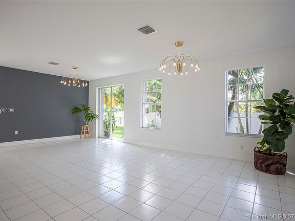 3rd image of 5101 NW 105th Ct