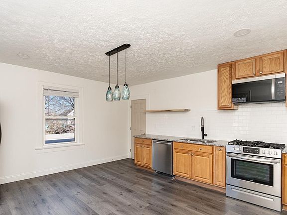 4th image of 2012 Crown Ave #2