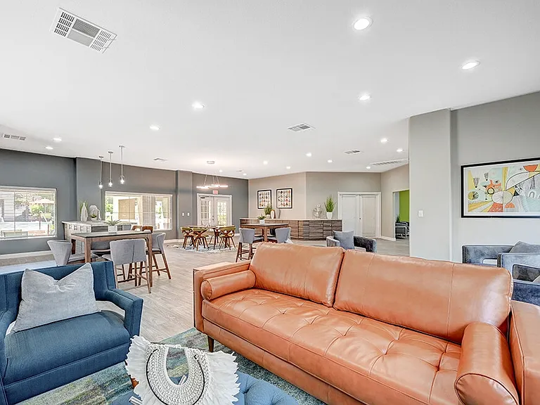 Durango Canyon Apartments — Photo 5