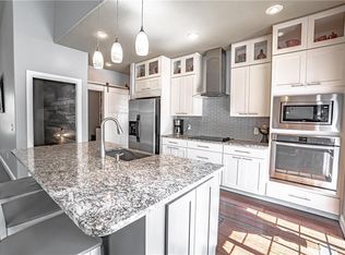 37 Sandhurst Dr, Bella Vista, AR 72714