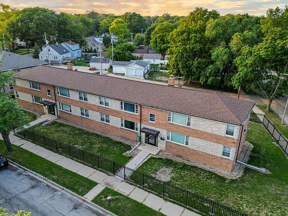 4th image of 7800 W Lisbon Ave #3