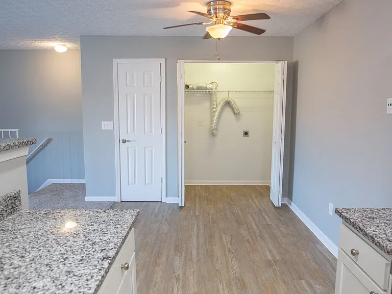 5516 Cedar Spgs — Photo 11