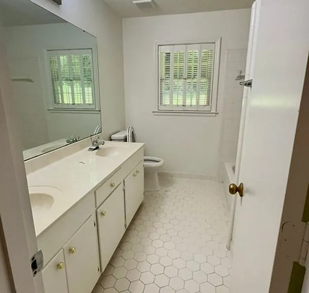 1110 Slann Dr — Photo 17