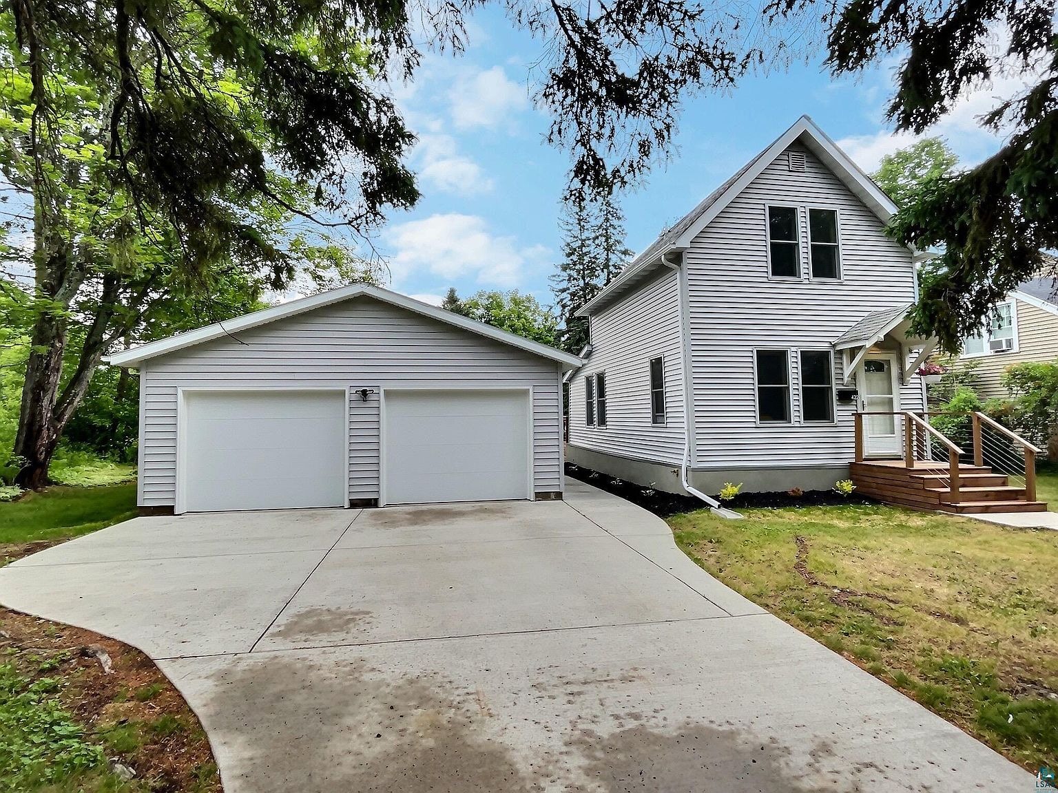 422 W Wabasha St, Duluth, MN 55803 Zillow