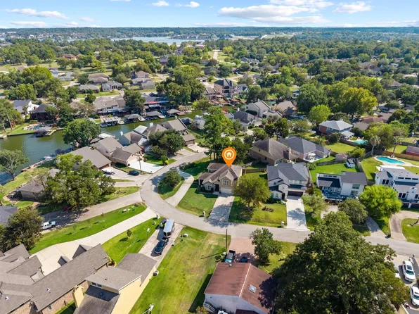 763 & 806 Lake View Dr, Montgomery, TX 77356