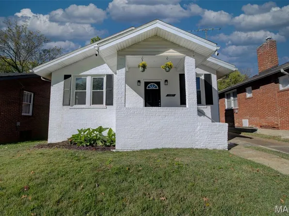1085 Pennsylvania Ave, Saint Louis, MO 63130