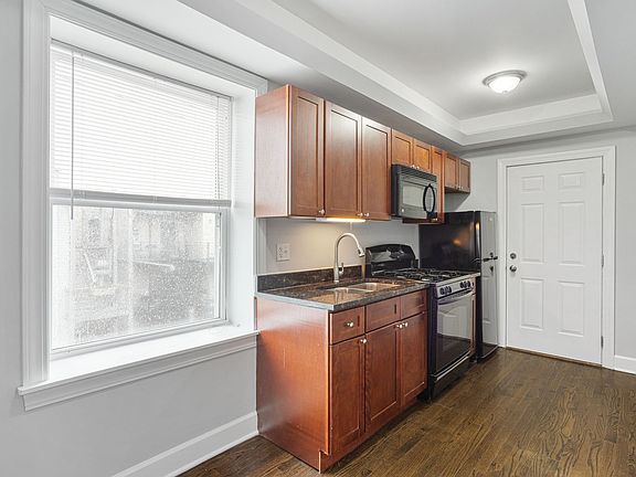 4th image of 7722-7734 N Ashland Ave #7728-D3
