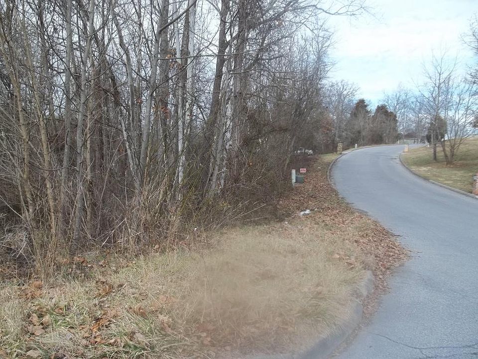 2nd image of 156 Southridge Dr