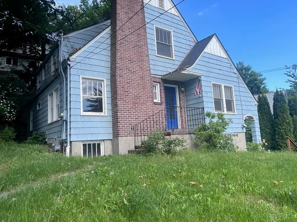 905 NE D St, Pullman, WA 99163