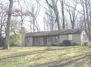 220 Sheehan Bridge Rd, Paducah, KY 42003