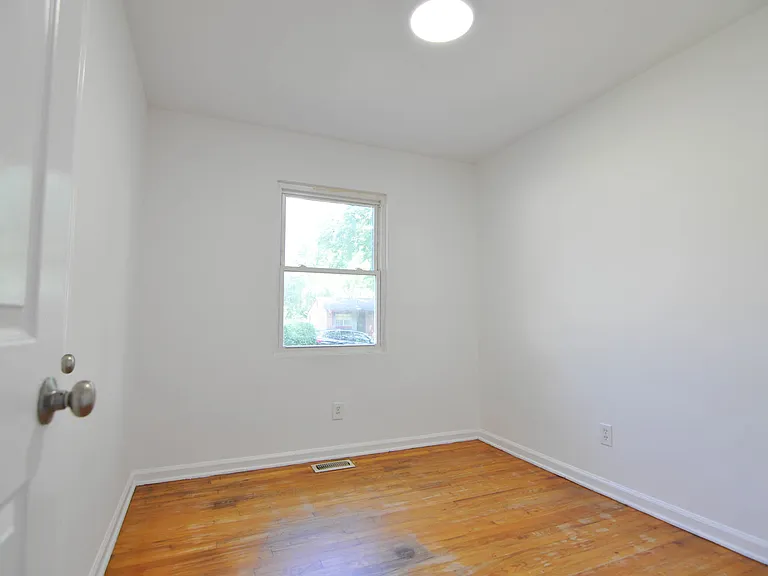 4304 Revelstoke Dr — Photo 7