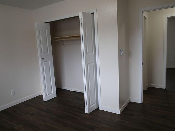 4th image of 1209 6th St Unit 2