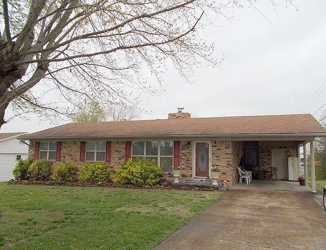 1st image of 1090 Dogwood Dr