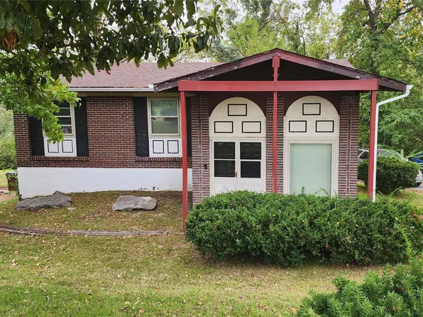 5328 Hern Dr, Saint Louis, MO 63134