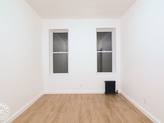 4th image of 650 Rogers Ave APT 1R
