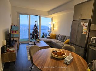 105 Oneida Cres #2804, Richmond Hill, ON L4B 0H6