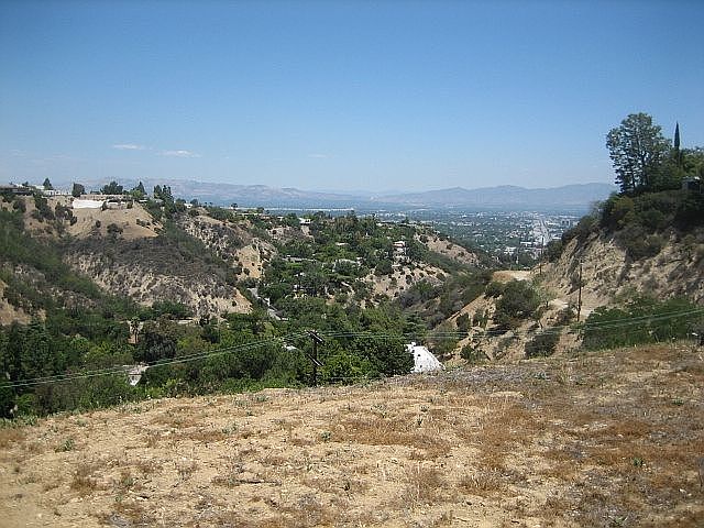 1st image of 5001 Beverly Glen Blvd