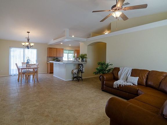 5th image of 2420 Porpoise Dr