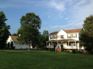 696 Valley View Rd, Ruckersville, VA 22968