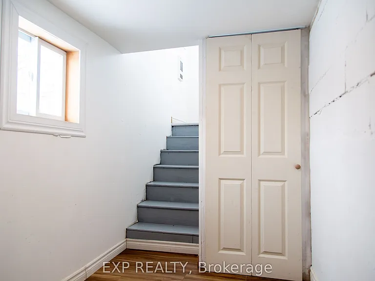 104 South St E #LOWER — Photo 15