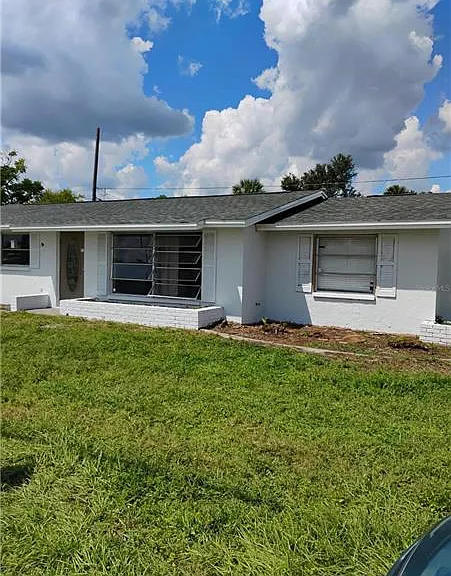 21440 Midway Blvd — Photo 1
