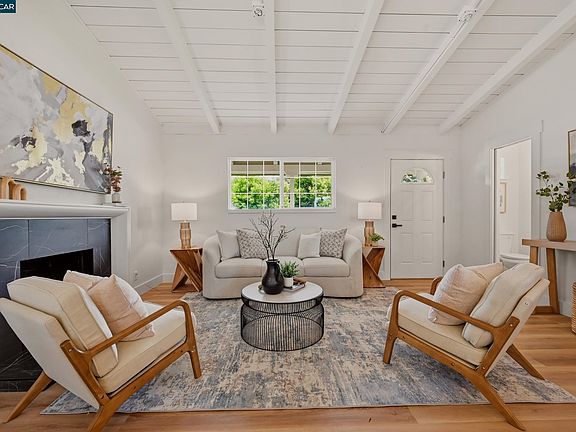 5th image of 2321 Sunshine Dr