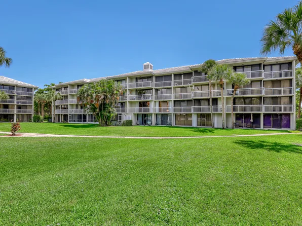 2621 Village Boulevard #203, West Palm Beach, FL 33409