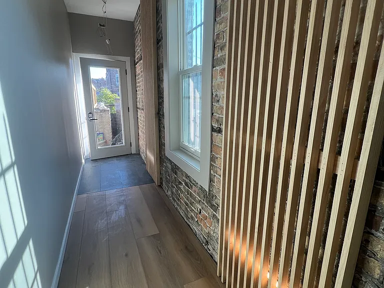 1531 W 18th St #2-C — Photo 15