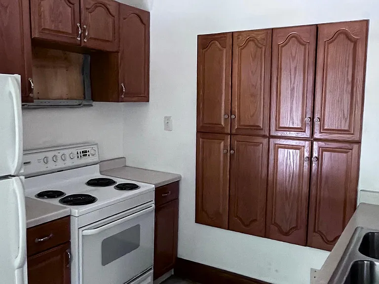 2376 N Weil St — Photo 9